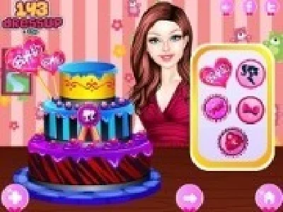 barbie decoreaza tortul cu glazura