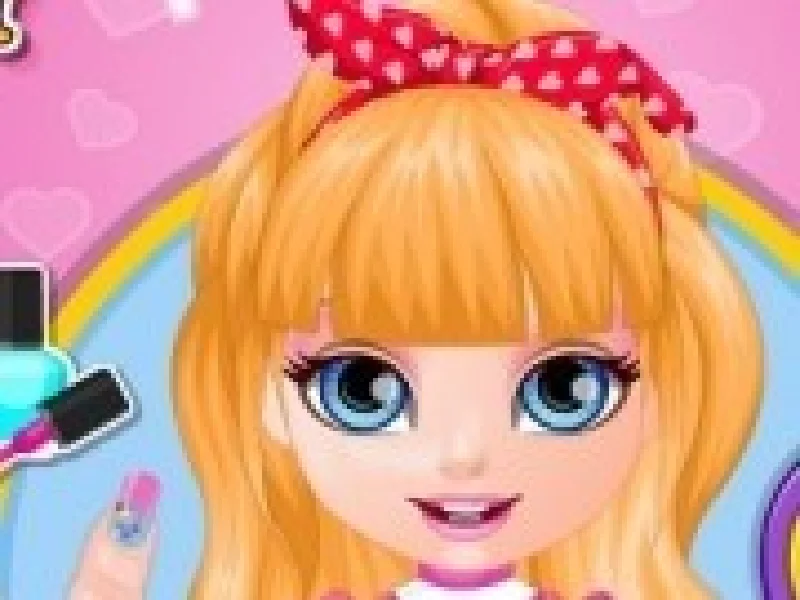 bebelusa barbie manichiura si moda