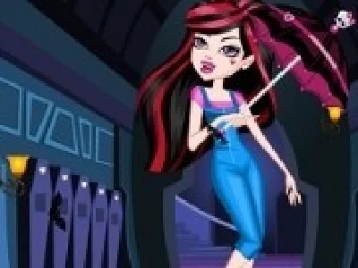 coafat draculaura din monster high