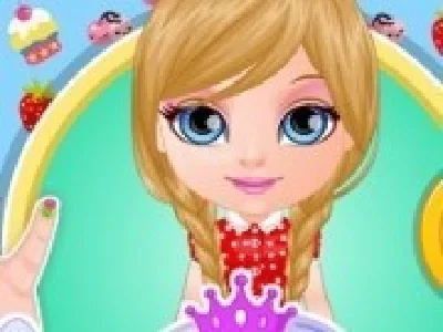 bebelusa barbie si manichiura draguta