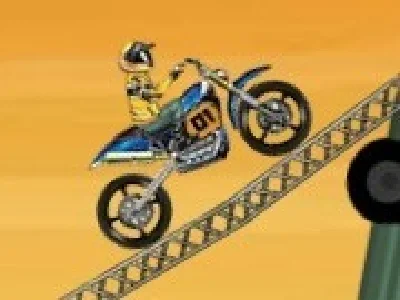 curse in campionatul de motorete extreme