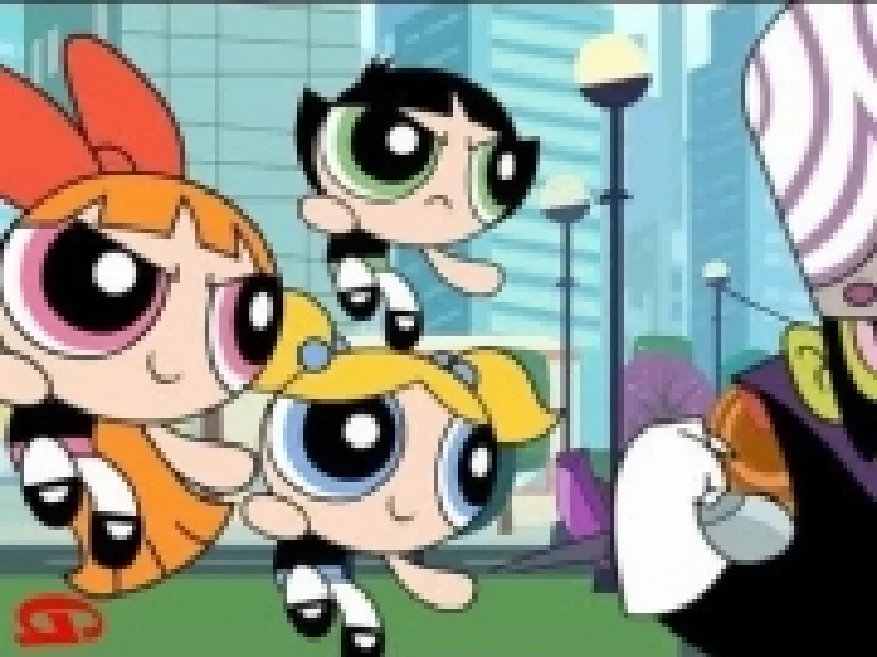 distrugand roboti cu fetitele powerpuff