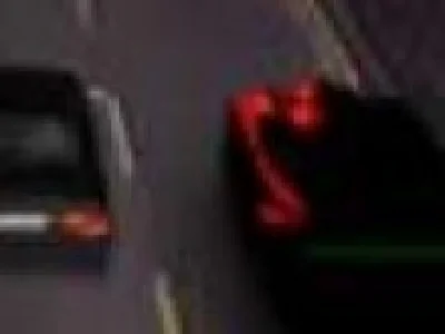 Trafic cu masina rosie