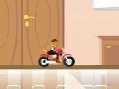 woody conduce motocicleta